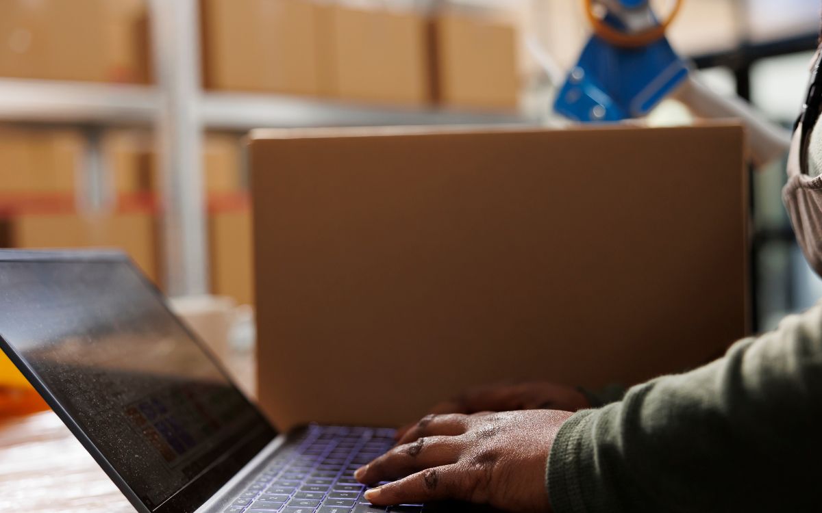 Đặt hộ hàng